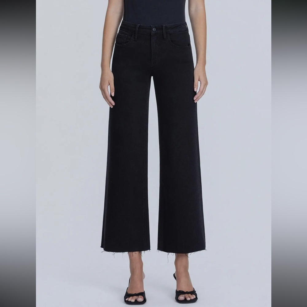 High rise raw hem crop Black wide leg Jeans for Women